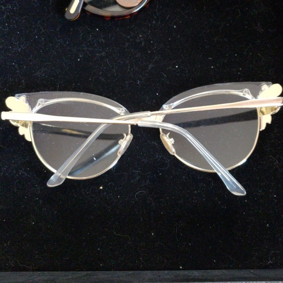 Clear Vintage Rhinestone Statement Sunglasses - Picture 3 of 3